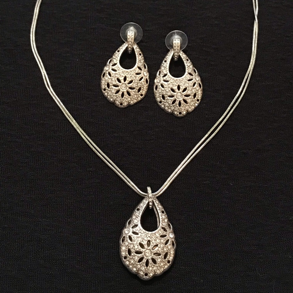 Brighton necklace and earring set